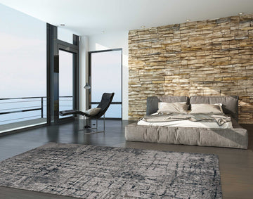 118 X 158 Ivory or Grey Polypropylene and Polyester Rug
