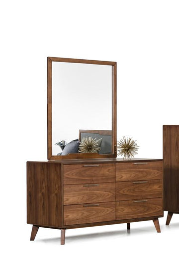 Walnut Veneer MDF and Solid Wood Dresser (30inches)